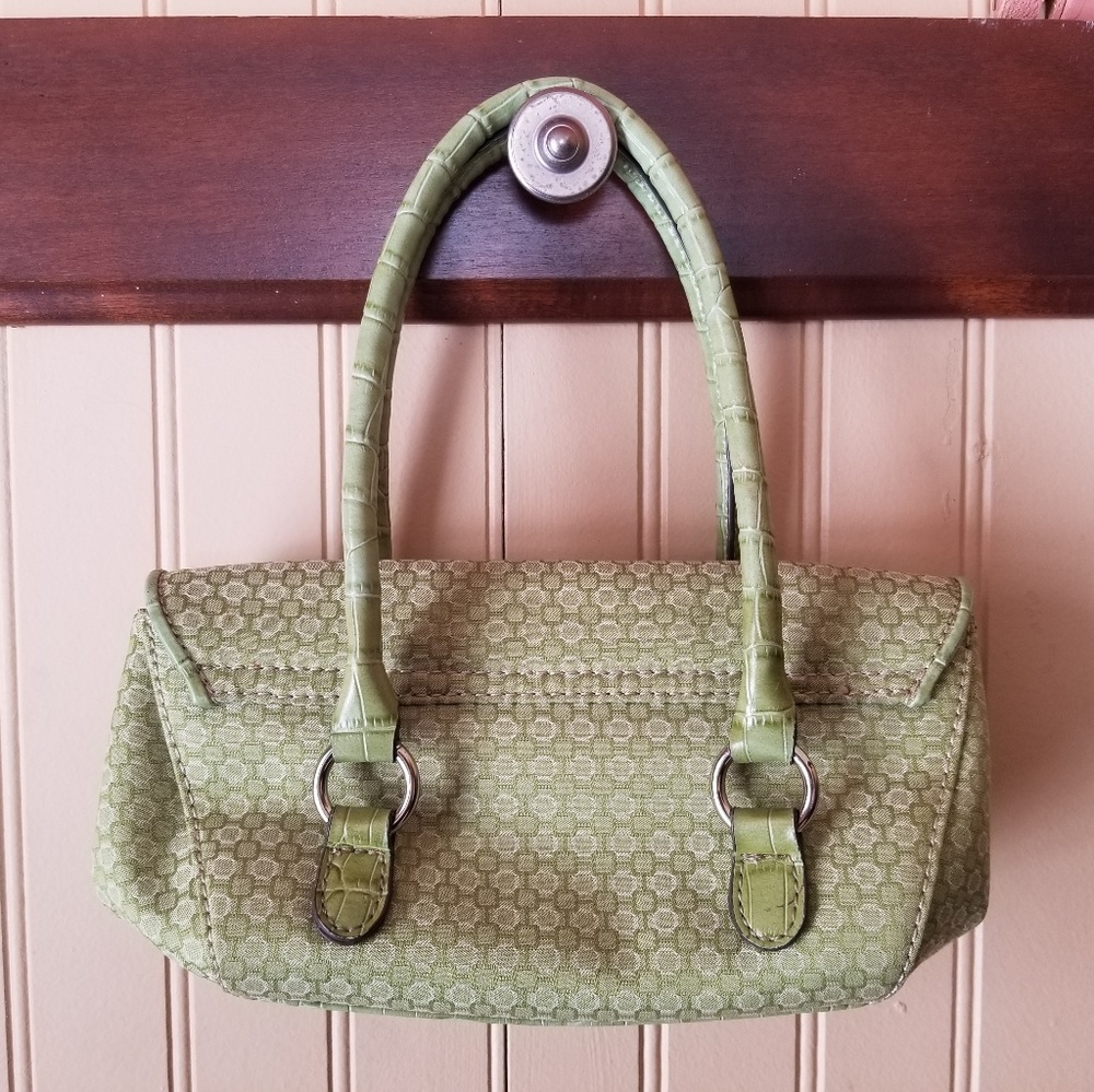 Nine West mini purse.  Green - Picture 2 of 7